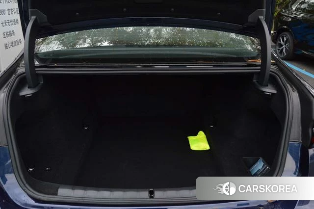 BMW 7 series id 4271754 из Китая 12