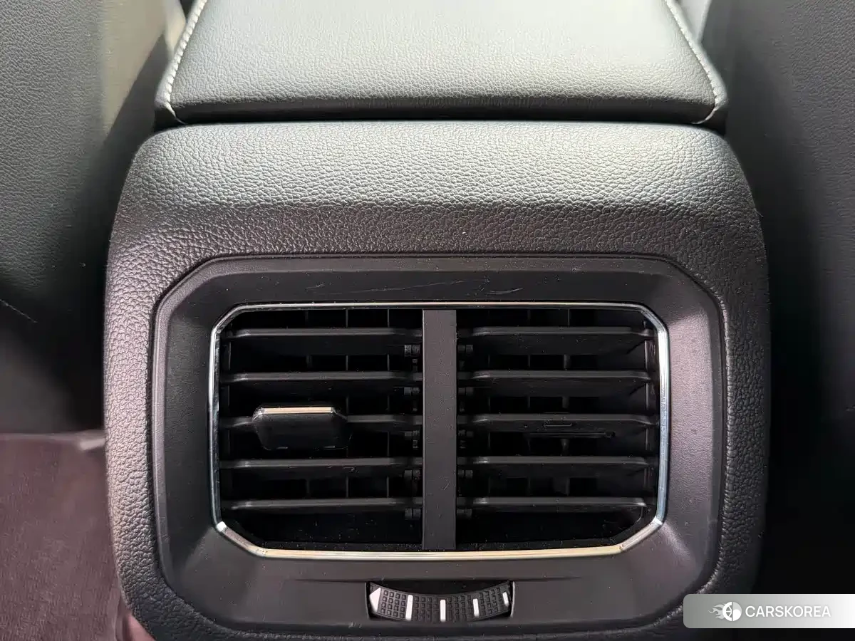 Volkswagen Tiguan L id 4607147 из Китая 30