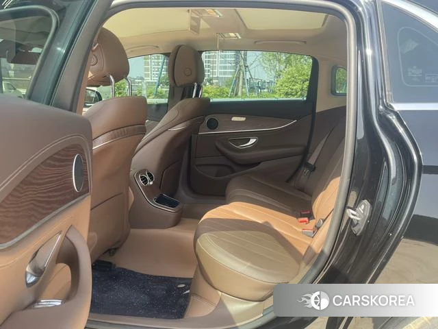 Mercedes-Benz E-class id 4275528 из Китая 8