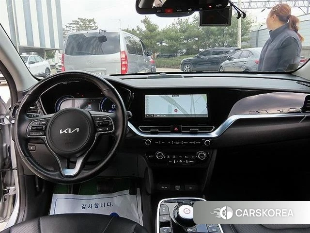 Kia Niro Plus id 3953710 из Кореи 17