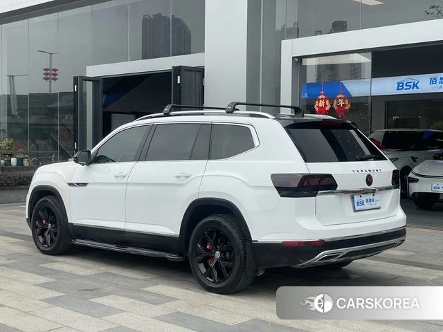 Volkswagen Tourang id 4264175 из Китая 11