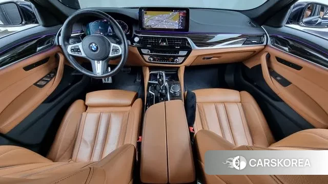 BMW 5 Series (G30) id 3003446 из Кореи 17