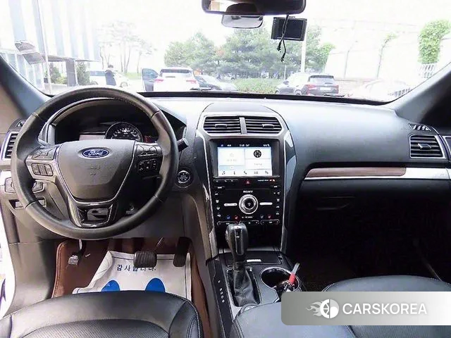 Ford Explorer id 3000236 из Кореи 17