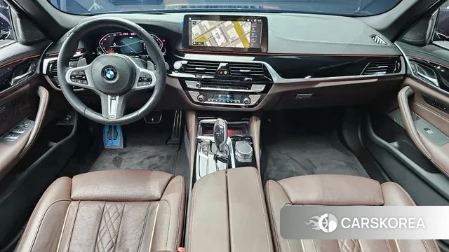 BMW 5 Series (G30) id 2974695 из Кореи 17