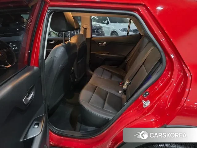 Kia Stonic id 3339451 из Кореи 17