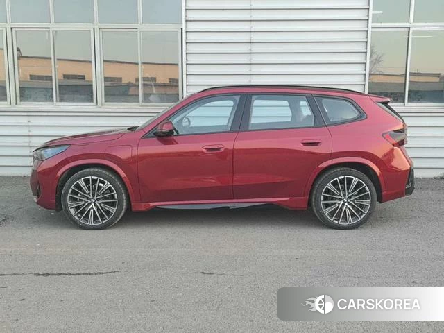 BMW iX1 id 4260337 из Китая 12