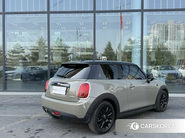 MINI Unknown id 3890598 из Китая 7