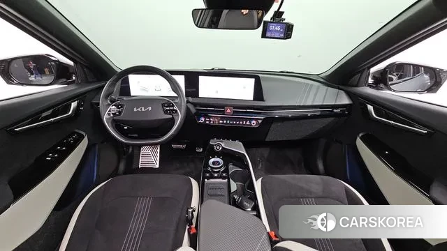 Kia EV6 id 3674871 из Кореи 17