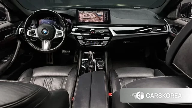 BMW 5 Series (G30) id 3468312 из Кореи 17