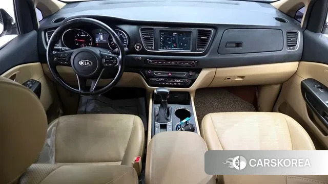 Kia The New Carnival id 3779154 из Кореи 17