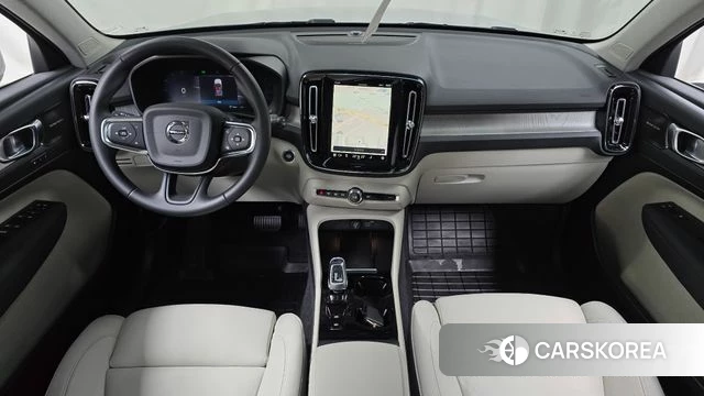 Volvo XC40 id 3805333 из Кореи 17