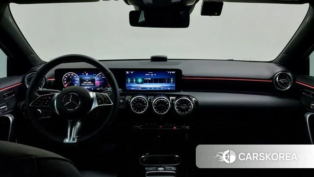 Mercedes-Benz A-Class W177 id 4222976 из Кореи 17