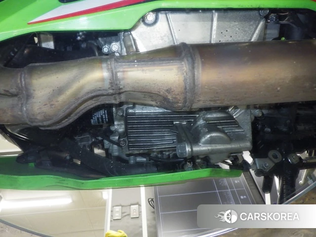 Kawasaki ZX-4RR id 4387074 из Японии 7