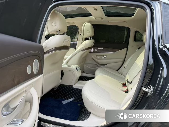 Mercedes-Benz E-class id 4222031 из Китая 15