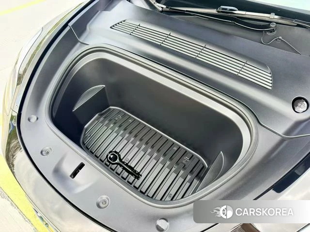 Tesla Model Y id 3896259 из Китая 23