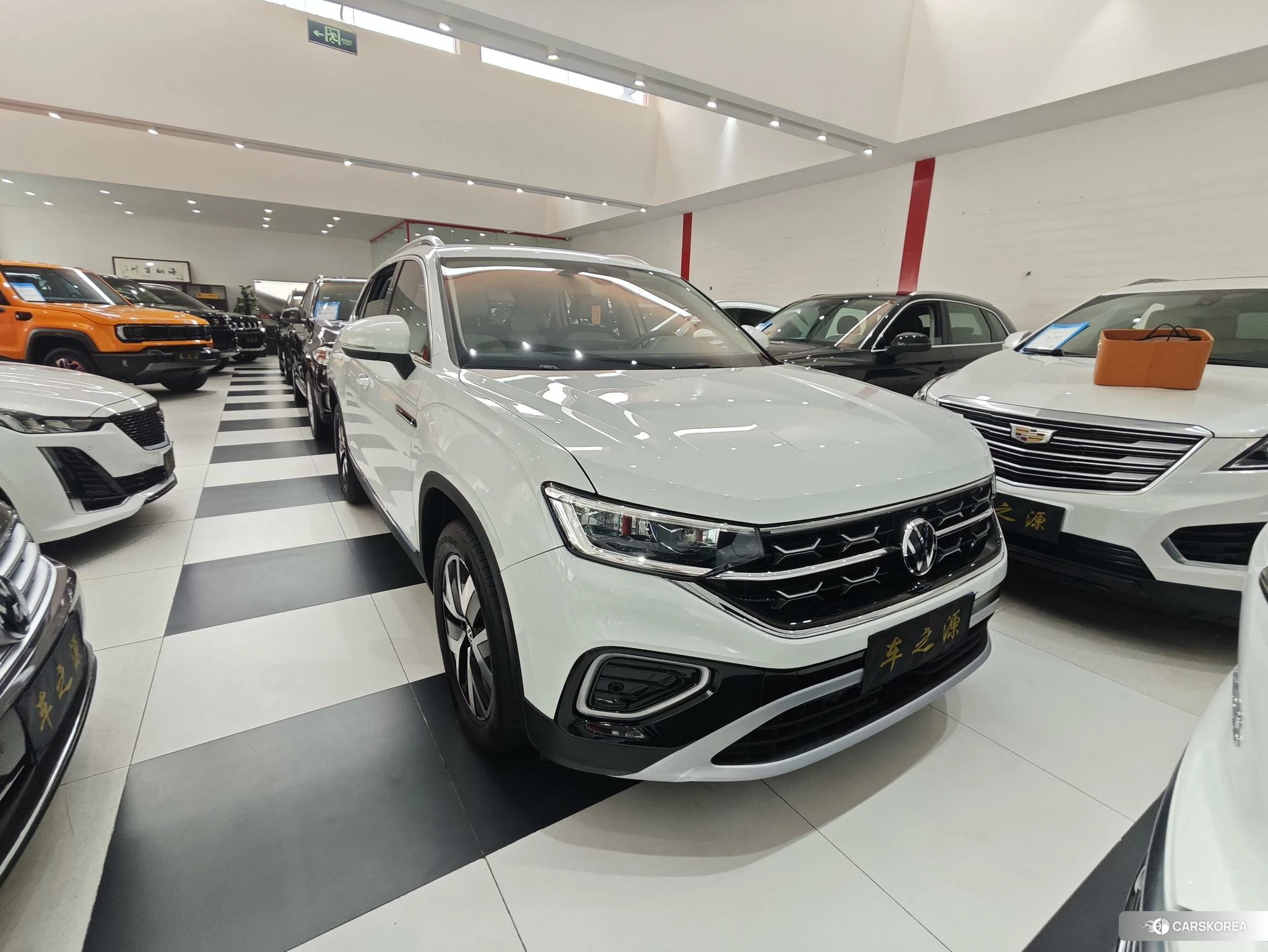 Volkswagen Tanyue id 4426787 из Китая 26
