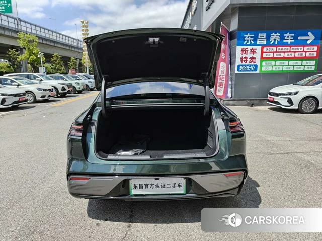 Geely Galaxy Galaxy Sparkle 8 PHEV id 4190356 из Китая 12