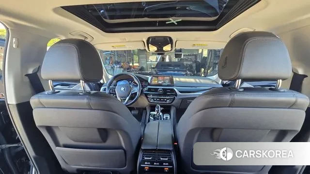 BMW 5 Series (G30) id 3319338 из Кореи 17