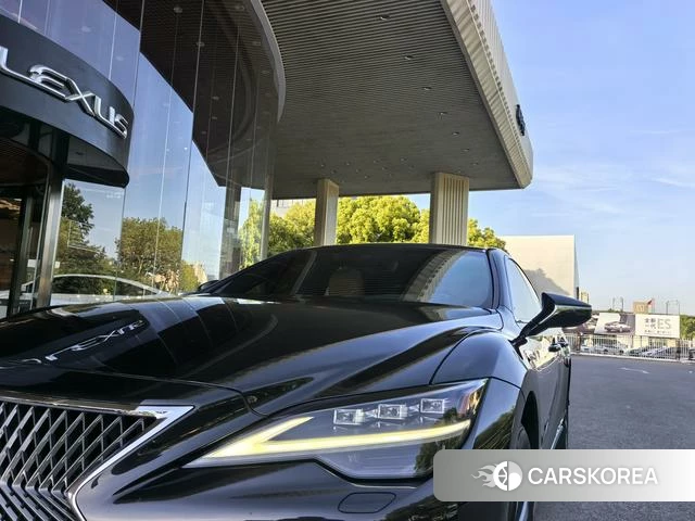Lexus LS id 4301734 из Китая 14