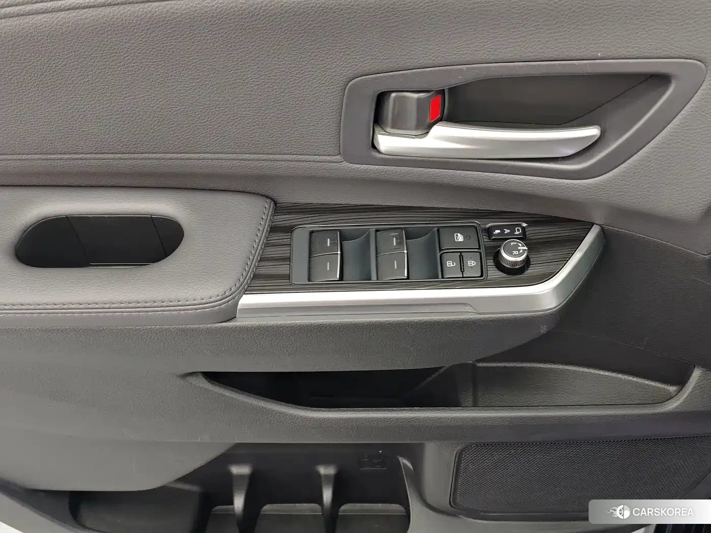Toyota Sienna id 4617096 из Китая 21