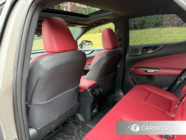 Lexus NX id 4291528 из Китая 10