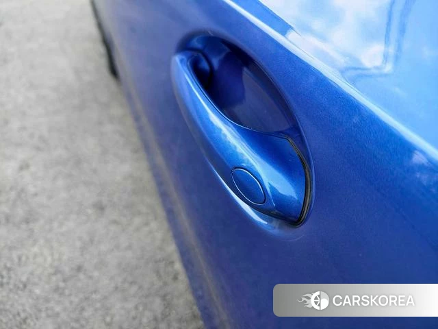 BMW 3 series id 3869875 из Китая 24