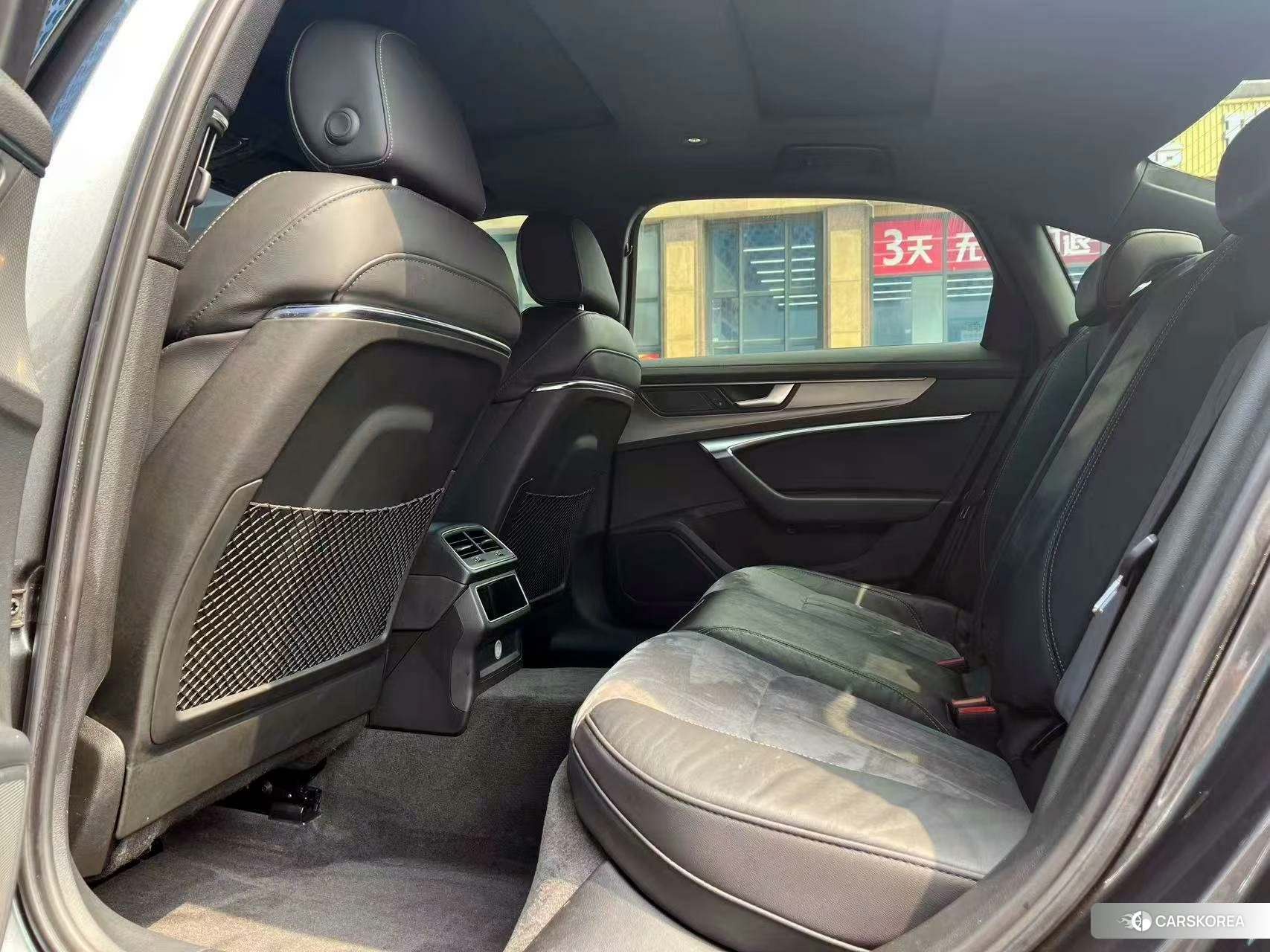 Audi A6L id 4454653 из Китая 10