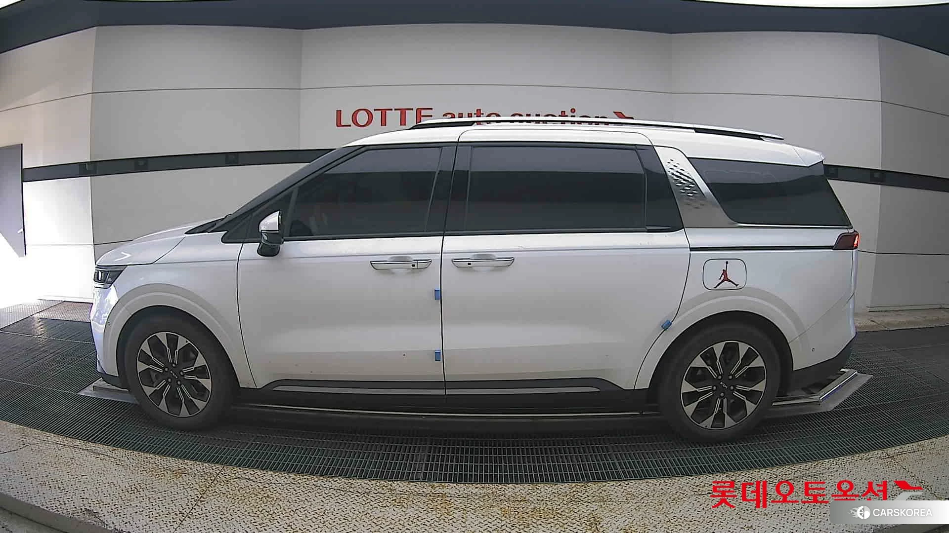 Kia Carnival id 4902338 из Кореи 35