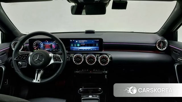 Mercedes-Benz A-Class W177 id 4229852 из Кореи 14