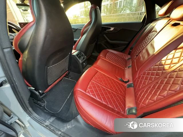 Audi S4 id 4359158 из Китая 7