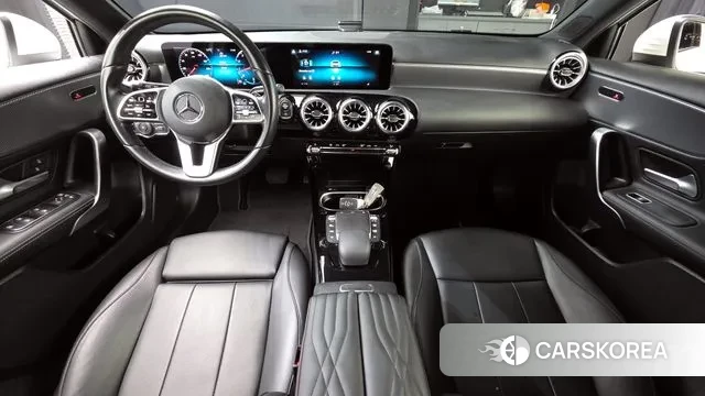 Mercedes-Benz A-Class W177 id 3561409 из Кореи 17