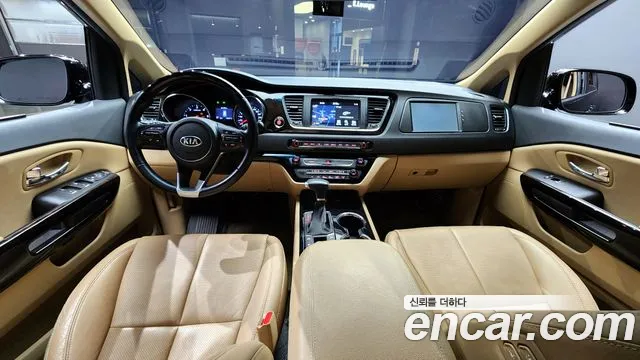 Kia The New Carnival id 2700736 из Кореи 17