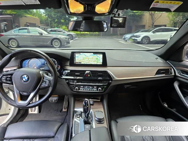 BMW 5 Series (G30) id 4628738 из Кореи 17