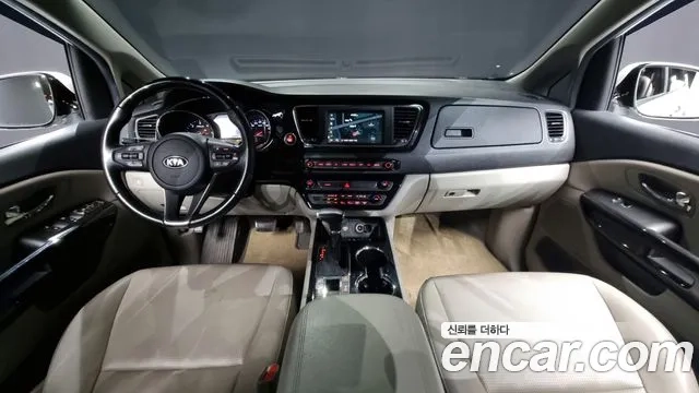 Kia The New Carnival id 2886788 из Кореи 17