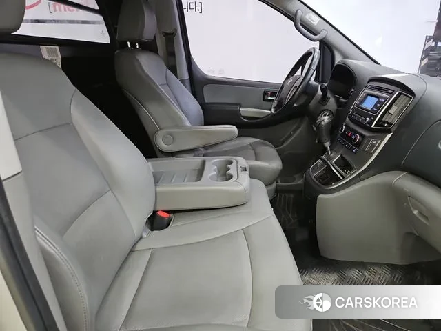 Hyundai The New Grand Starex id 3055380 из Кореи 12