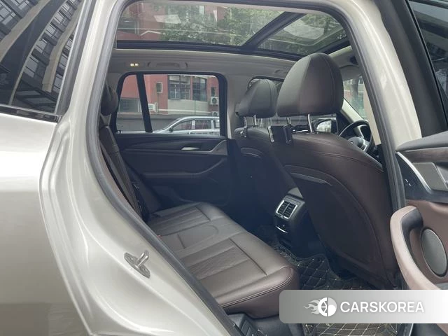 BMW X3 id 4190441 из Китая 15