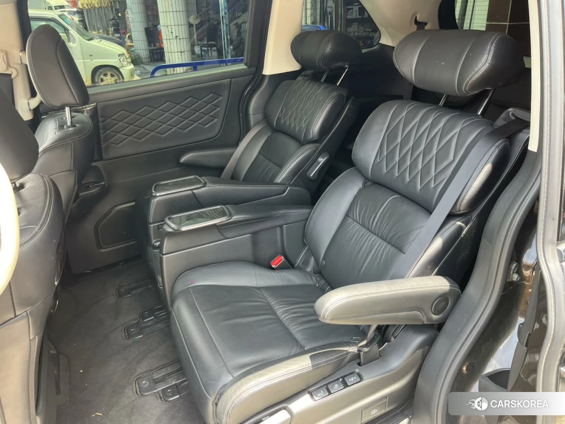 Honda Elysion id 4510830 из Китая 7