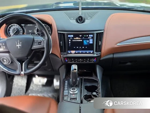 Maserati Levante id 3257231 из Кореи 16