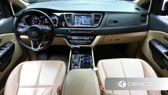 Kia The New Carnival id 3808010 из Кореи 17