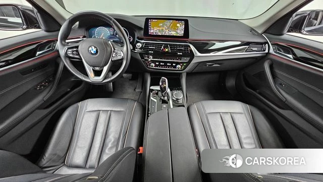 BMW 5 Series (G30) id 4416856 из Кореи 30