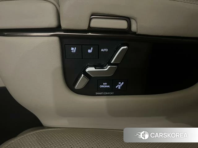 Toyota Elfa id 4277815 из Китая 11