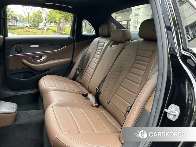 Mercedes-Benz E-class id 4300840 из Китая 16