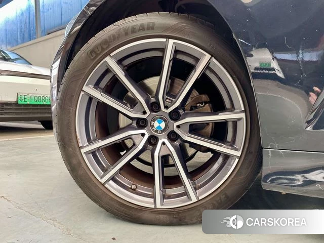 BMW 3 series id 4253920 из Китая 17
