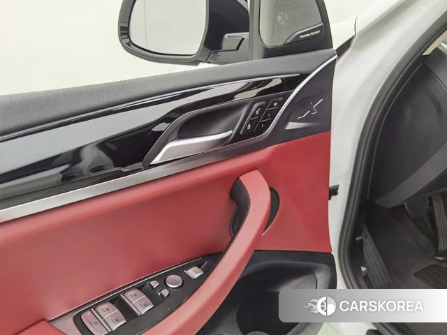 BMW X3 id 4348435 из Китая 22