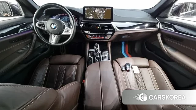 BMW 5 Series (G30) id 3032267 из Кореи 17