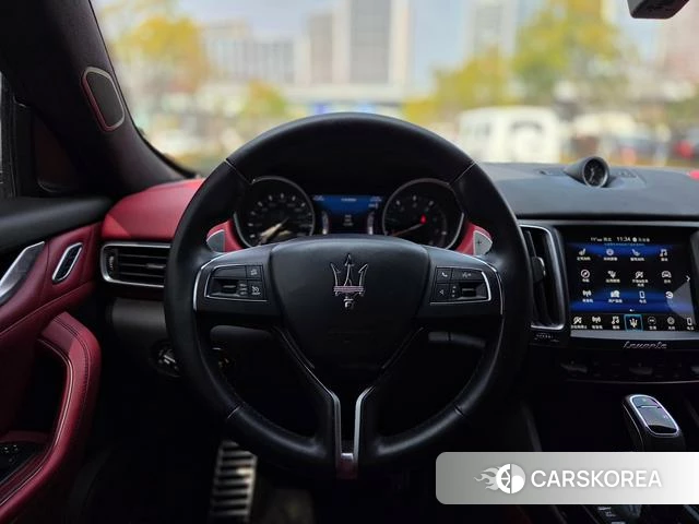 Maserati Levante id 4211923 из Китая 15