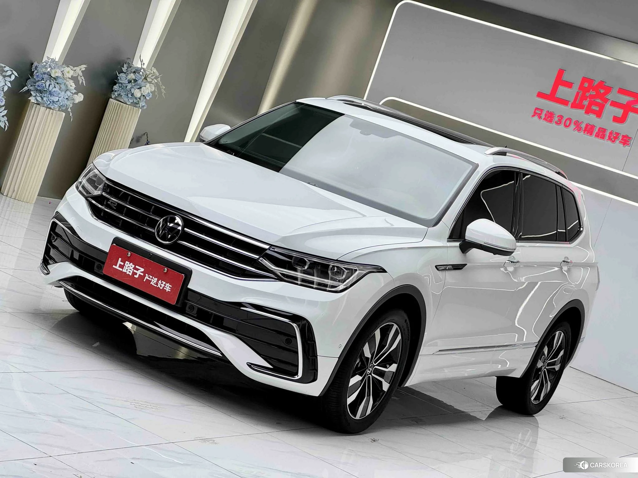 Volkswagen Tiguan L id 4452265 из Китая 14