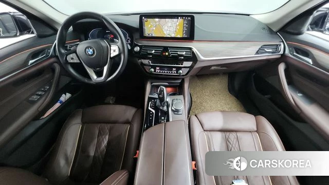 BMW 5 Series (G30) id 3794986 из Кореи 17