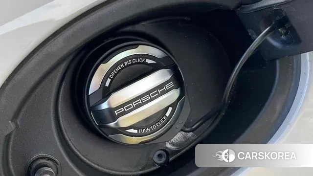 Porsche 911(992) id 3502535 из Кореи 9