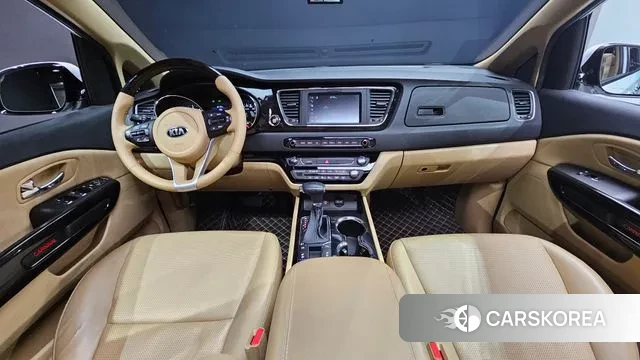 Kia The New Carnival id 3302920 из Кореи 17